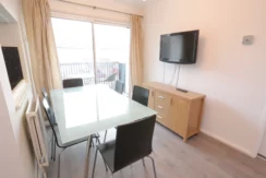 Four Bedrooms flat located in Stepney Green/ Aldgate