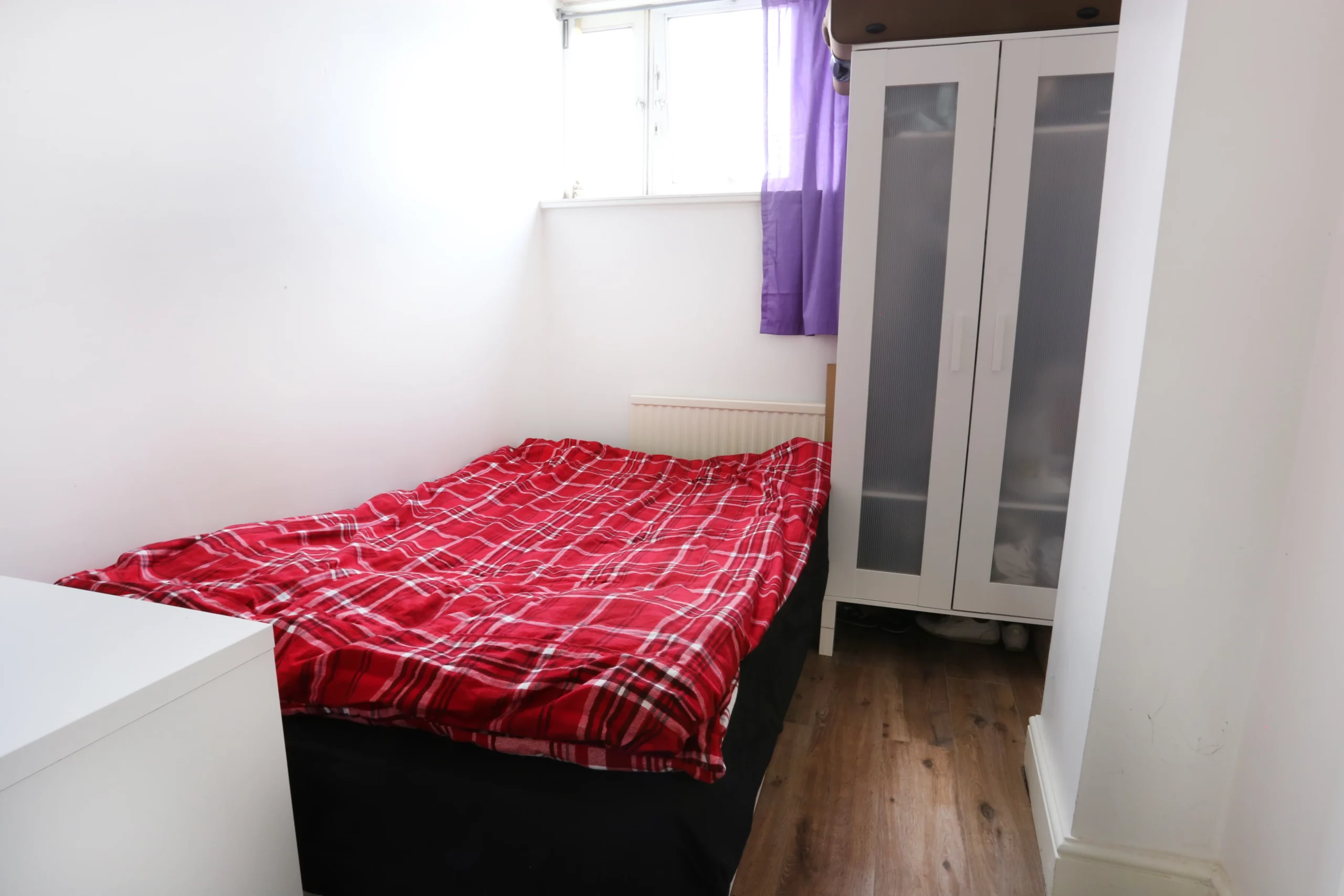 Four Bedroom Flat located in Stepney Green