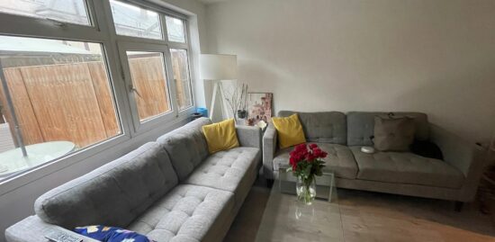 Three Bedroom Flat Located in Bow/Mile End
